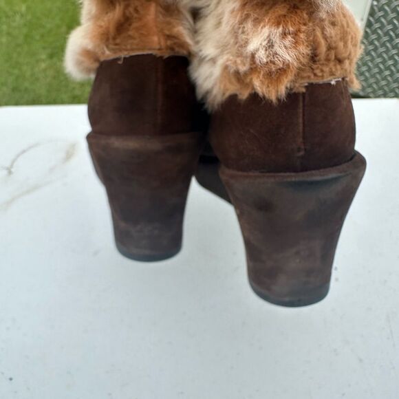 Stuart Weitzman Brown Rabbit Fur-Trimmed Wedge Boots - Picture 3 of 8